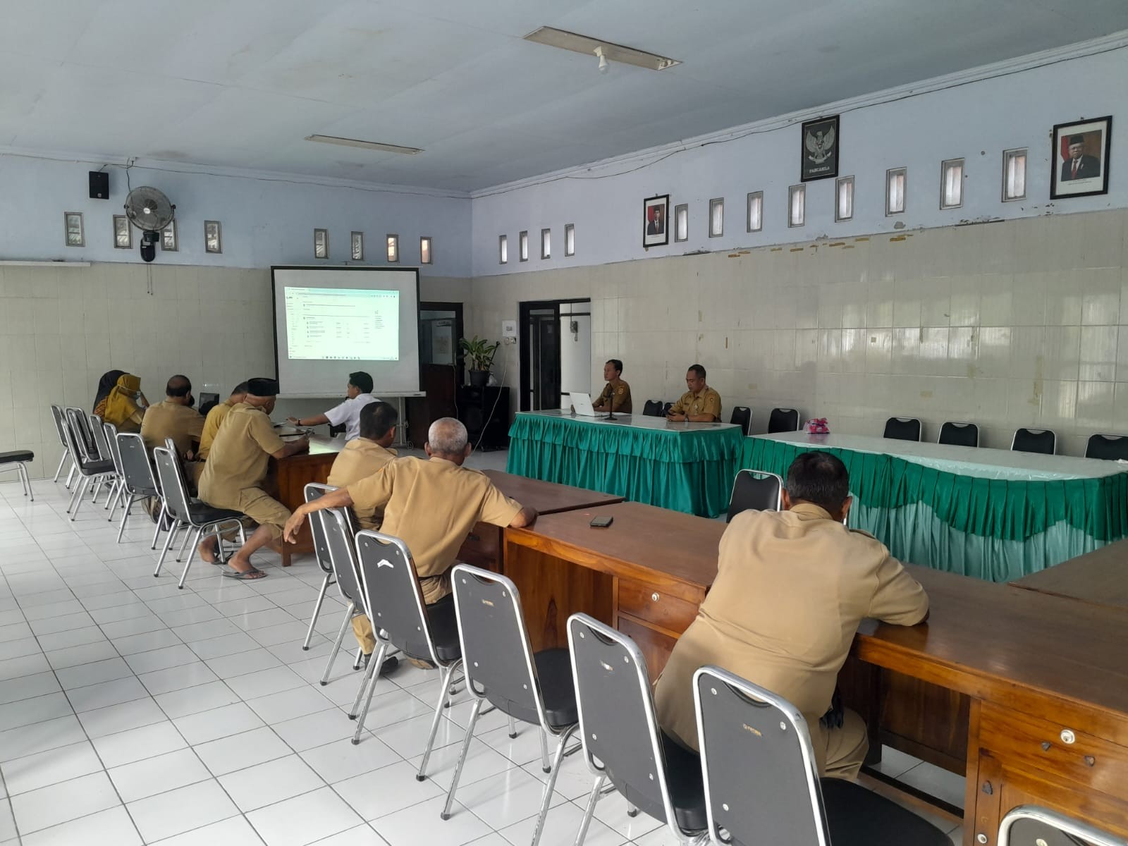 Rapat Internal Kecamatan Bagelen Terkait Teknis Pembuatan SPJ Kegiatan