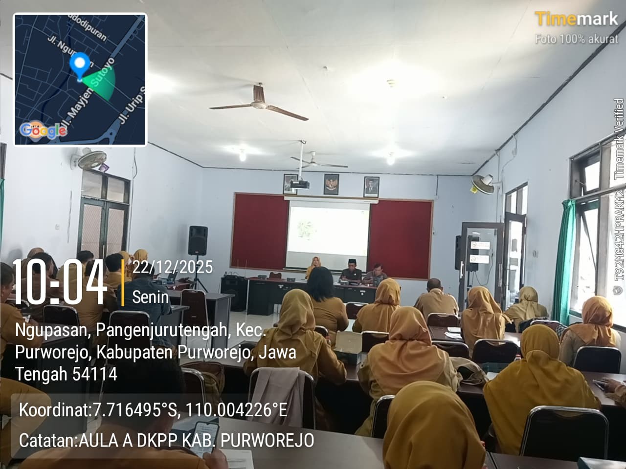 Staf Pranata Komputer Kecamatan Bagelen Hadiri Rapat Pemaparan Hasil Penyusunan Peta Rawan Ketahanan Pangan Kabupaten Purworejo
