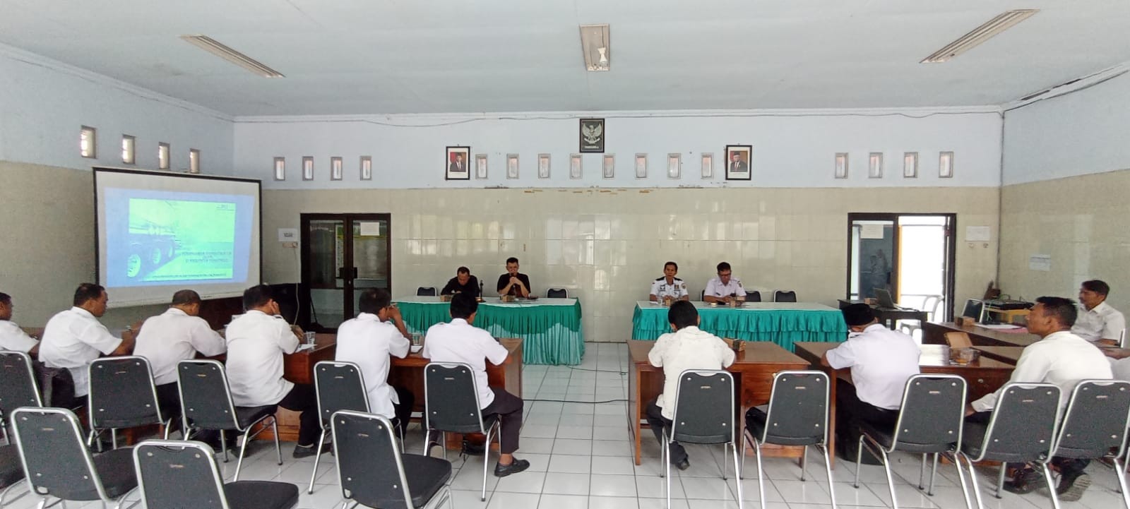 rapat_koordinasi_pembangunan_bersama_dprd_dan_PUPR.jpg