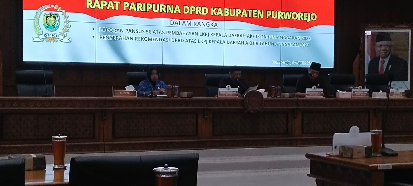 Menghadiri Rapat Paripurna DPRD Kabupaten Purworejo Di Gedung DPRD Kabupaten Purworejo